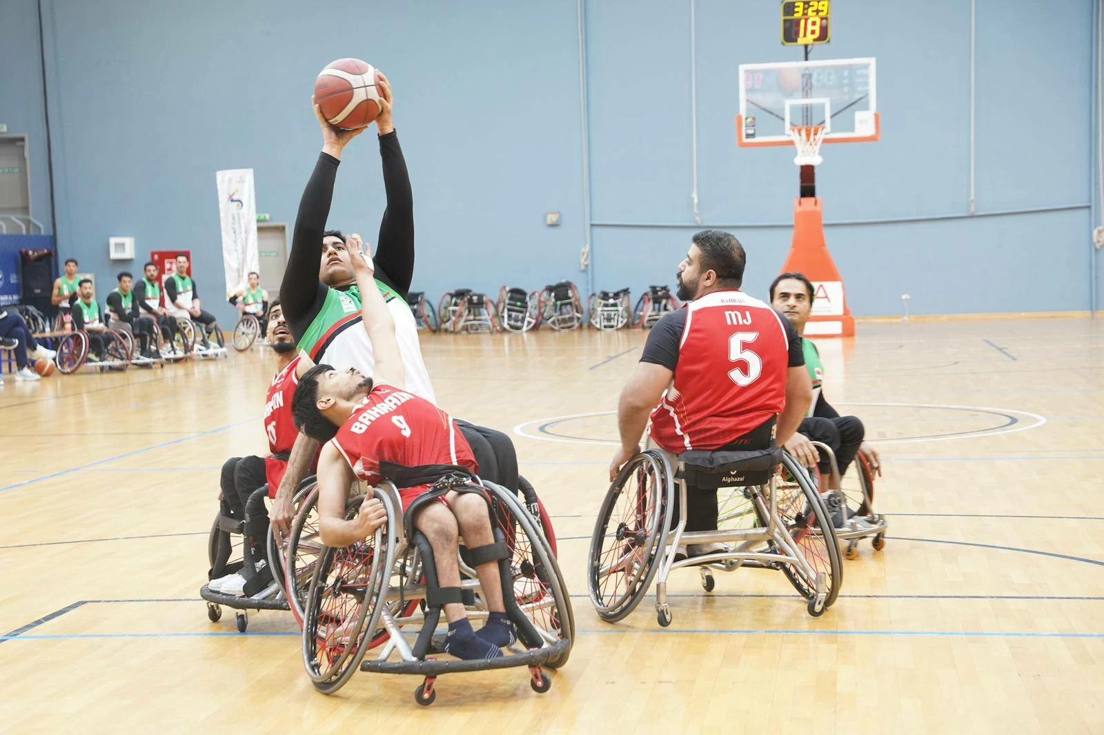 حصاد مميز لليوم الثالث ومواصلة التألق البحريني في منافسات غرب آسيا