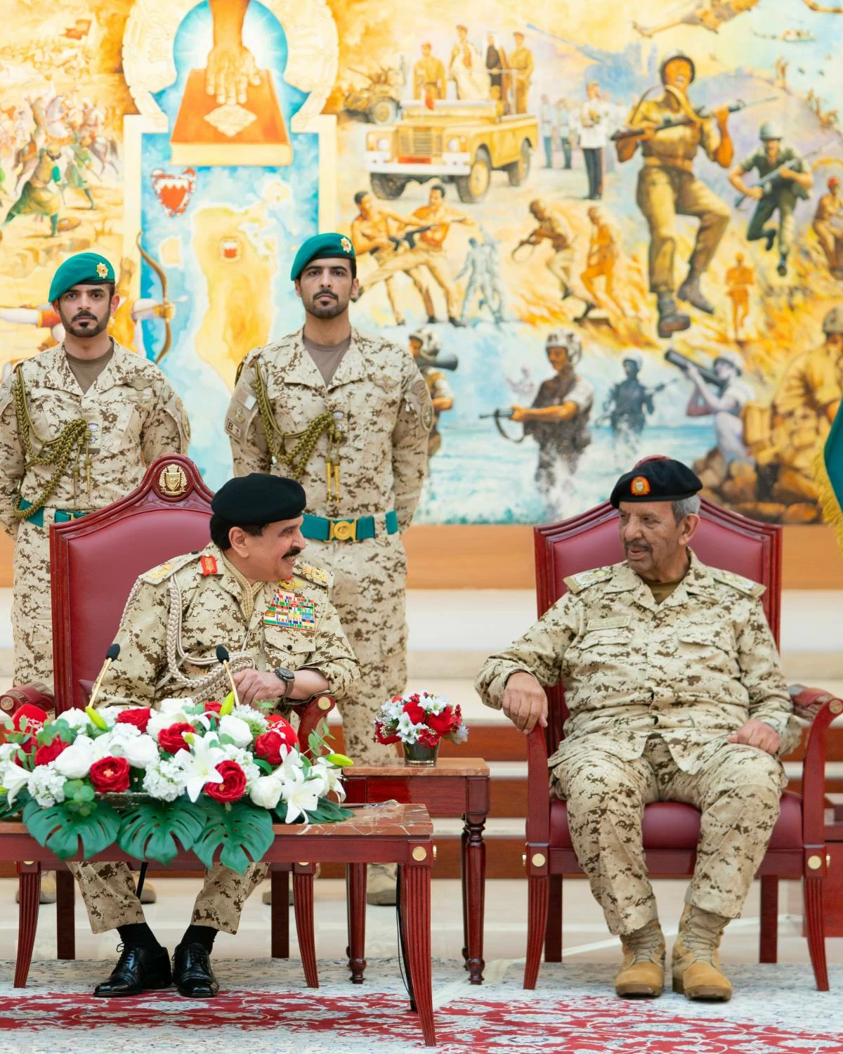 الملك القائد الأعلى للقوات المسلحة يتفضل بزيارة القيادة العامة لقوة دفاع البحرين