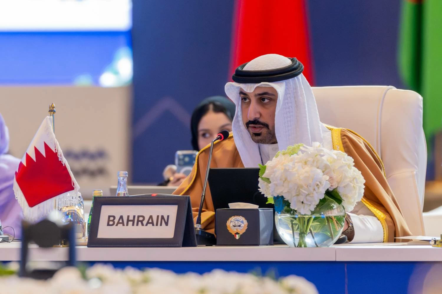 البحرين تعلن من الكويت تبني مبادرة دراسة معاهدة الذكاء الاصطناعي