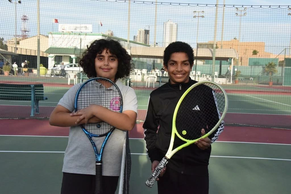 انطلاقة مميزة لمنافسات بطولة إبراهيم خليل كانو الـ13 لناشئي التنس