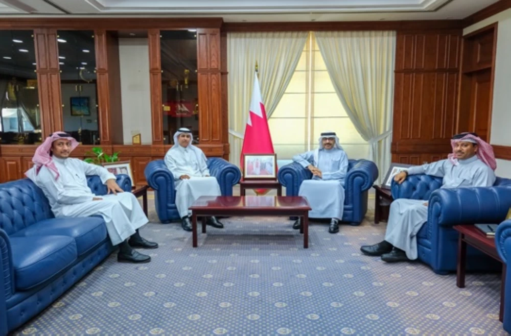 وزير التربية يستقبل رئيس البعثة التعليمية السعودية في البحرين
