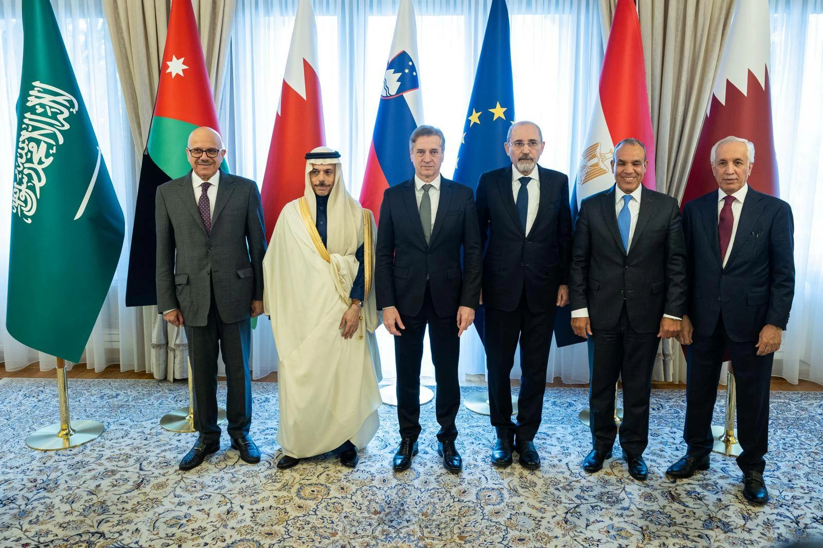رئيس&nbsp;الوزراء&nbsp;السلوفيني&nbsp;يستقبل&nbsp;عدداً&nbsp;من&nbsp;وزراء&nbsp;الخارجية&nbsp;العرب&nbsp;بمناسبة&nbsp;زيارتهم&nbsp;ليوبليانا&nbsp;
