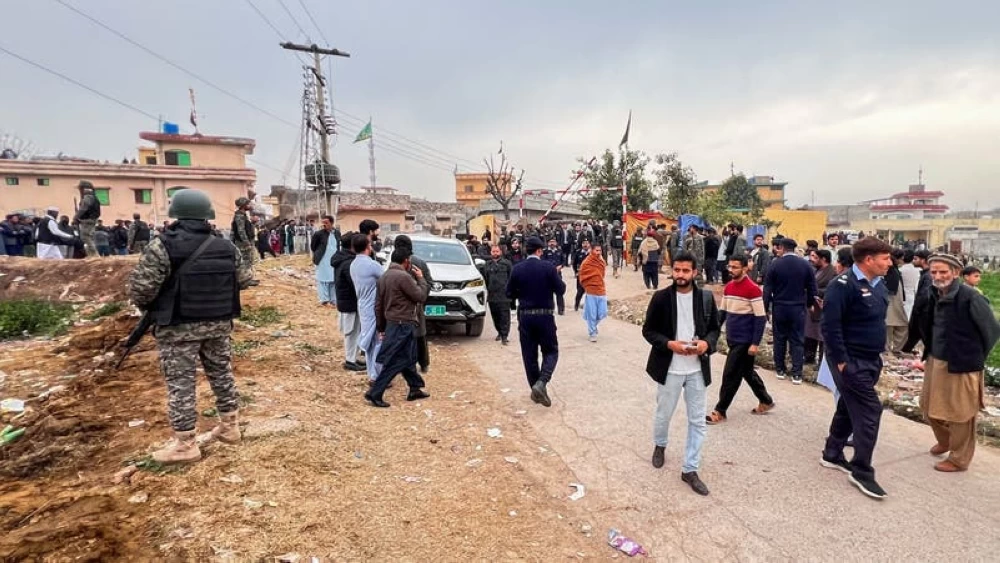 باكستان: منفذ الهجوم على المسجد من سكان بيشاور وتدرب في أفغانستان