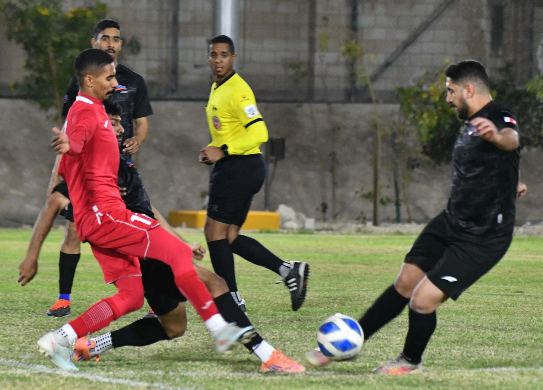 فريق ألبا المتأهل سيواجه فريق الكهرماء في المباراة النهائية