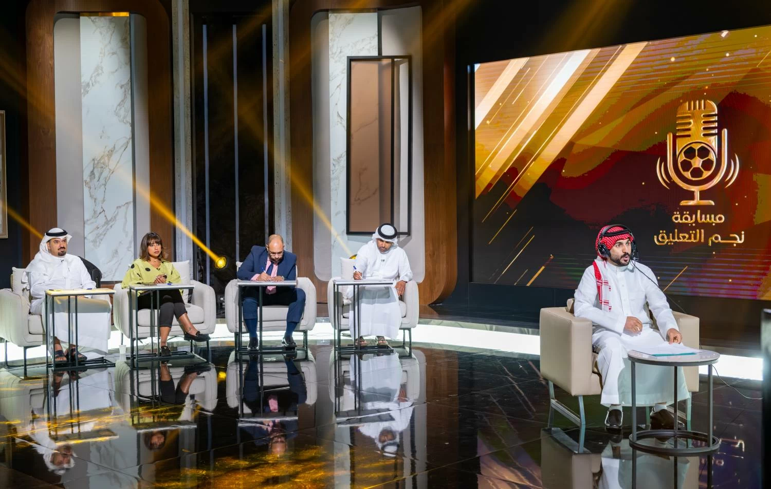 وزير الإعلام يحضر الحلقة النهائية من مسابقة &laquo;نجم التعليق&raquo;