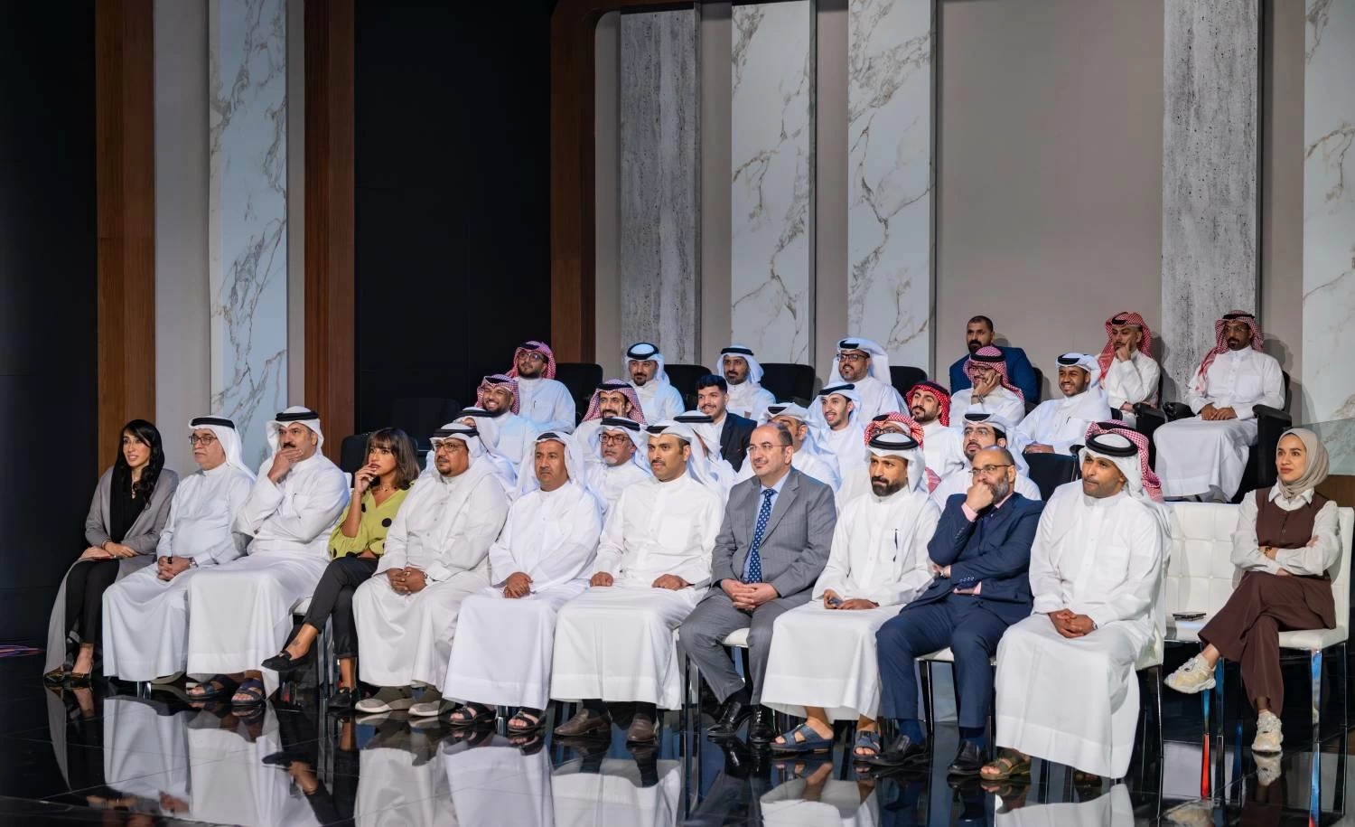 وزير الإعلام يحضر الحلقة النهائية من مسابقة &laquo;نجم التعليق&raquo;