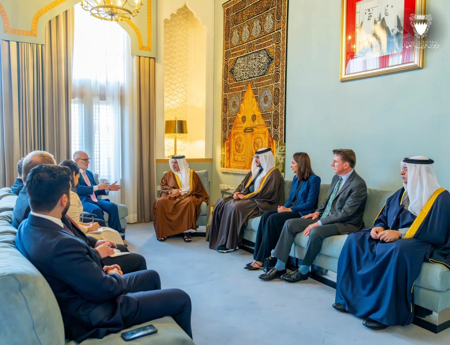 ولي العهد رئيس الوزراء يلتقي اللورد جيسون ستوكوود وزير الاستثمار بالمملكة المتحدة