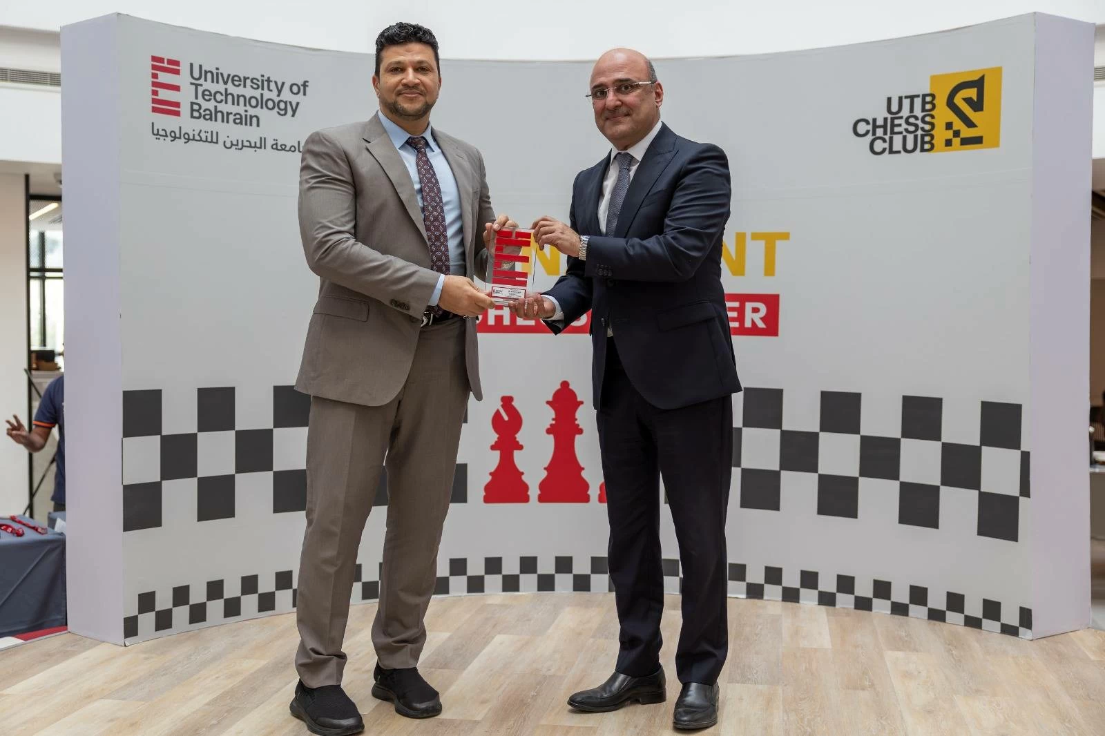 جامعة البحرين للتكنولوجيا تنظم بطولة نادي الشطرنج بمشاركة واسعة من الطلبة