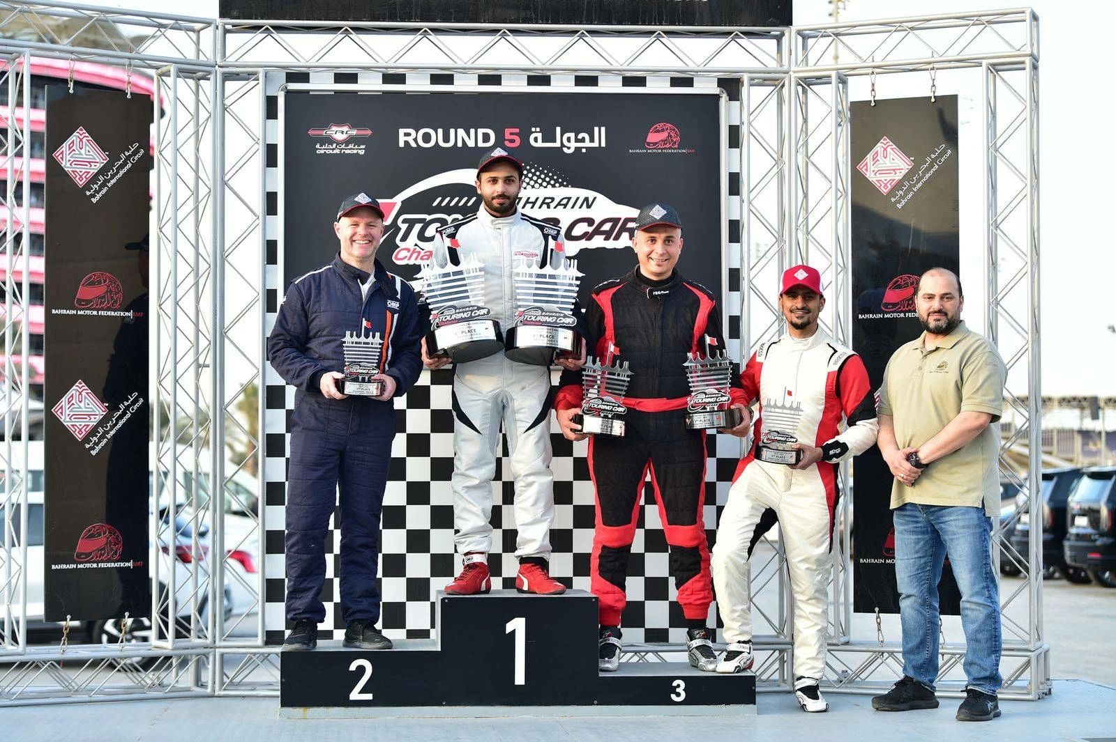 علي المنصوري يخطف لقب الجولة الخامسة من البطولة المحلية تحدي البحرين للسيارات