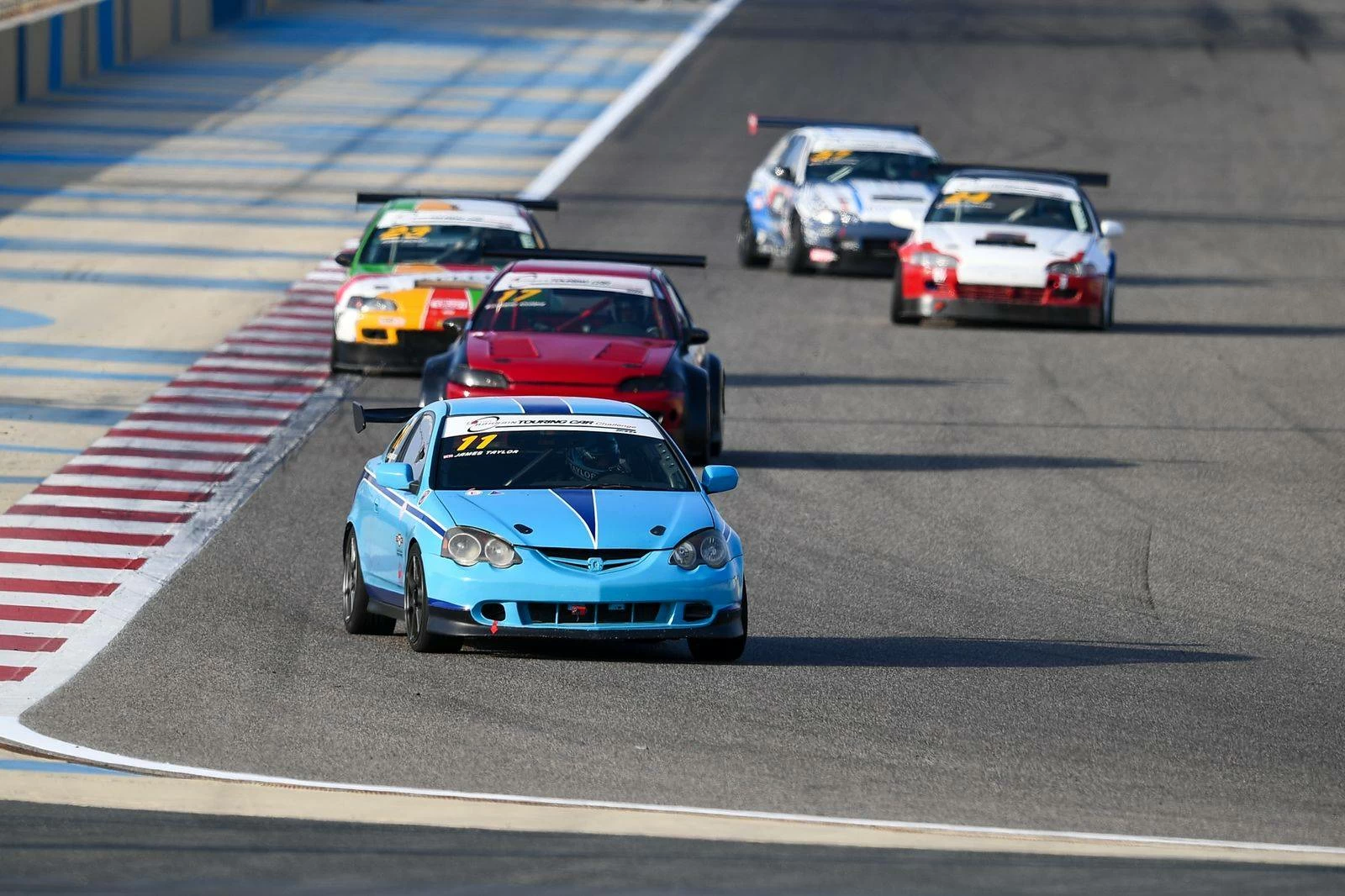 علي المنصوري يخطف لقب الجولة الخامسة من البطولة المحلية تحدي البحرين للسيارات