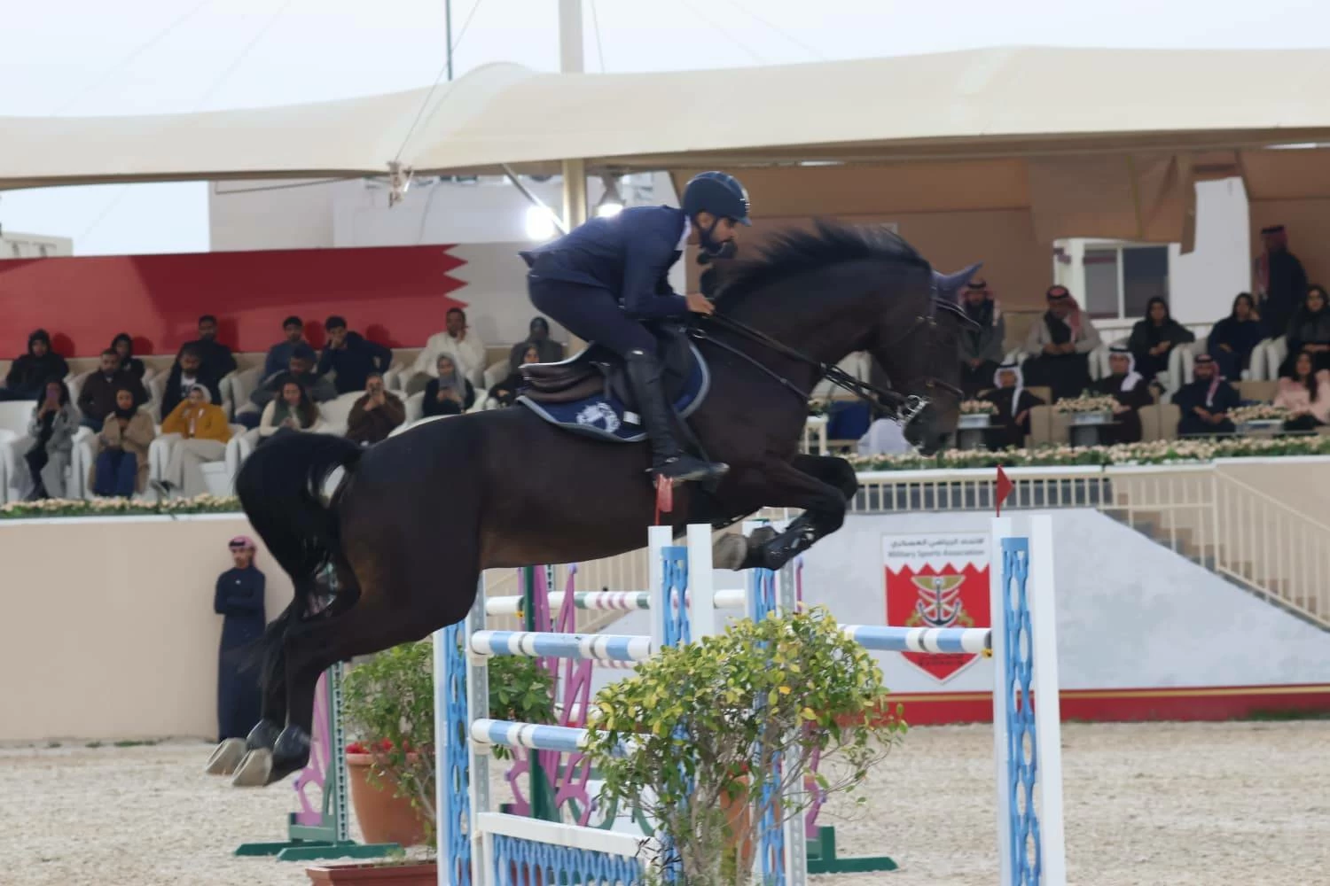 فريق "الداخلية" لقفز الحواجز يحقق المركز الأول في المسابقة الكبرى لبطولة الشيخ خالد بن حمد الدولية ذات النجمة الواحدة  لقفز الحواجز