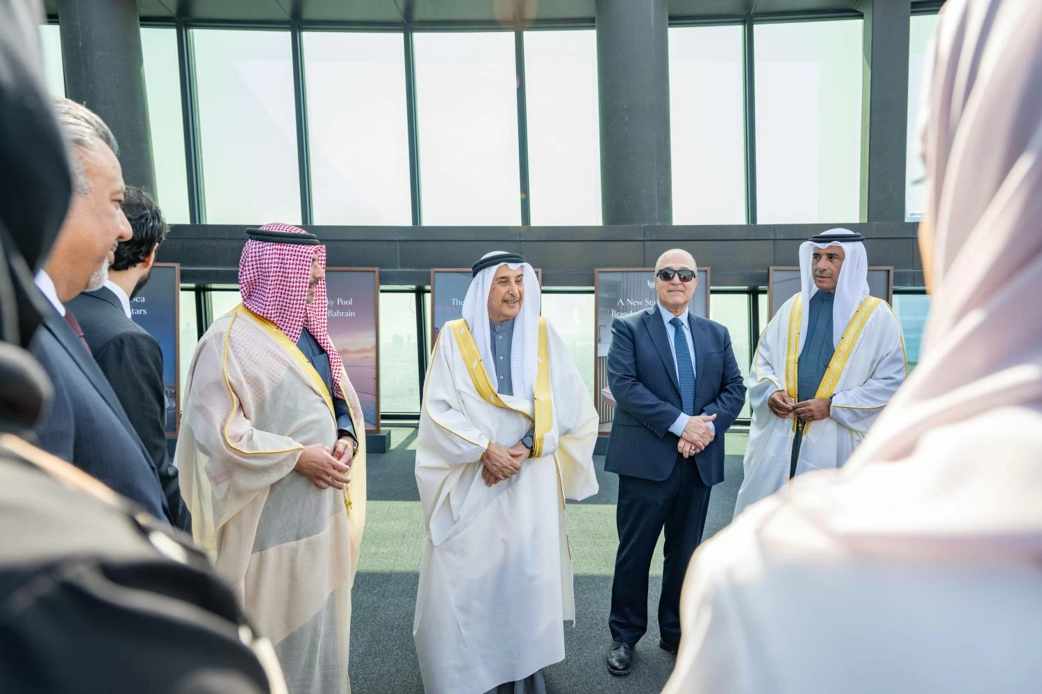 خالد بن عبد الله يحضر تدشين "مساكن كمبينسكي هاربور هايتس "