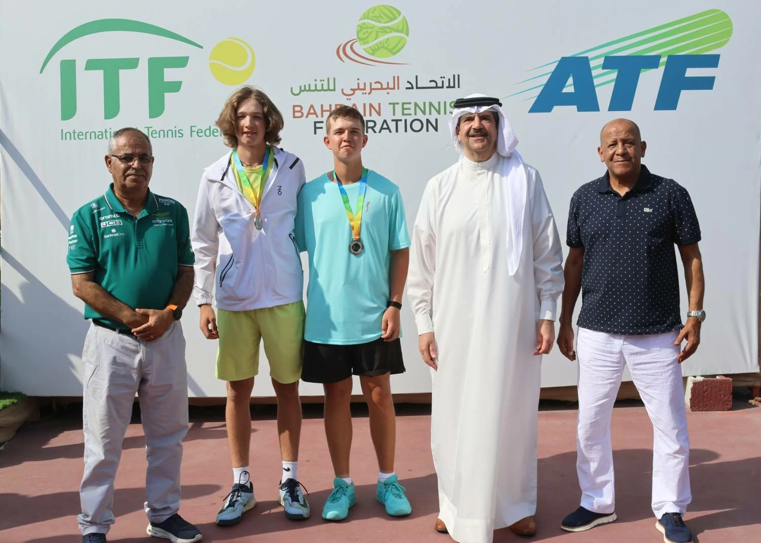 الكازاخستاني ماخانوف بطلا لفردي الأولاد والروسية إسينا بطلة للفتيات