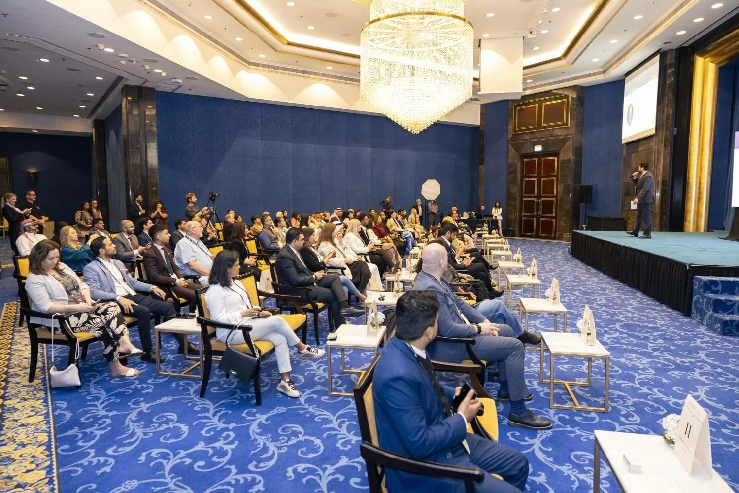 وزيرة السياحة: بناء شراكات مستدامة مع الأسواق العالمية ركيزة لدعم نمو القطاع السياحي وتعزيز تنافسيته