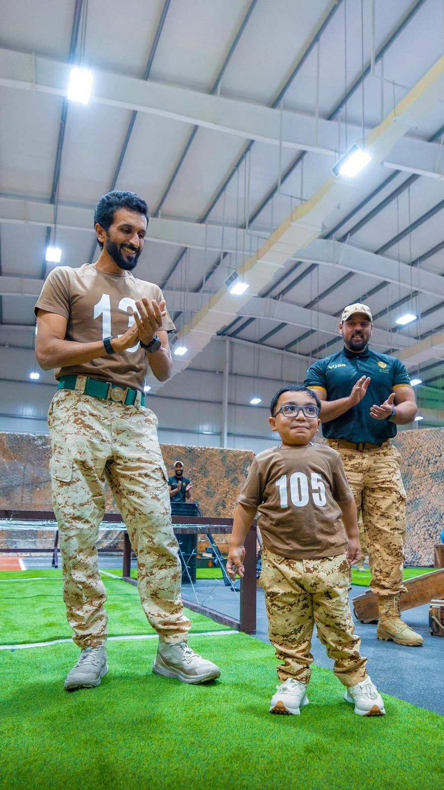 بوقفة إنسانية من ناصر بن حمد.. جرس &laquo;قدّها&raquo; يعلن انتصار حسين على المرض