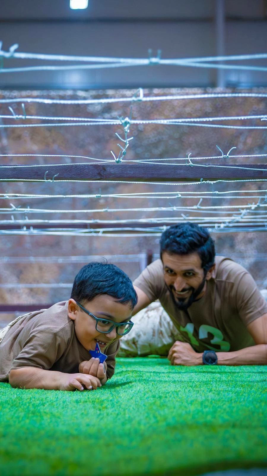 بوقفة إنسانية من ناصر بن حمد.. جرس &laquo;قدّها&raquo; يعلن انتصار حسين على المرض