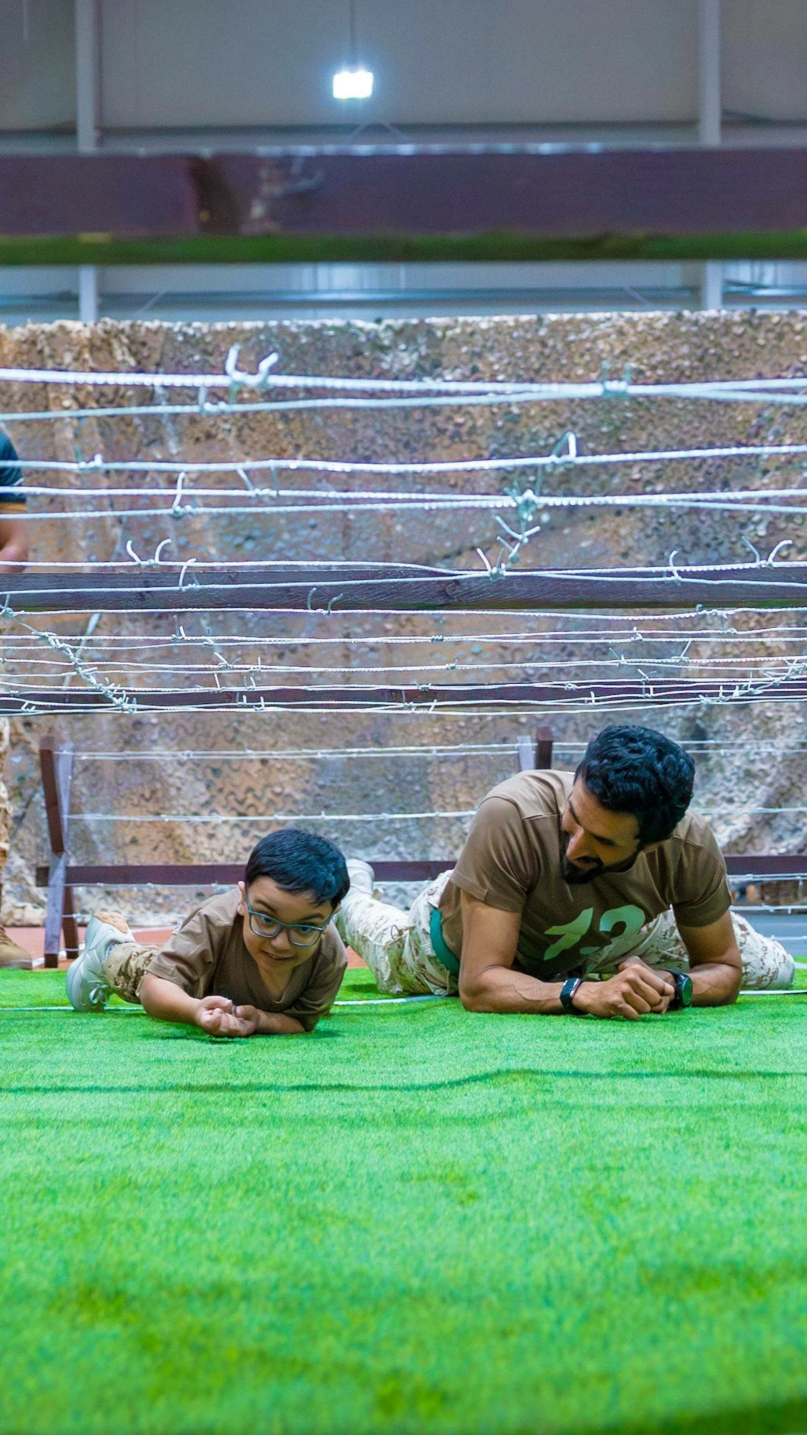 بوقفة إنسانية من ناصر بن حمد.. جرس &laquo;قدّها&raquo; يعلن انتصار حسين على المرض