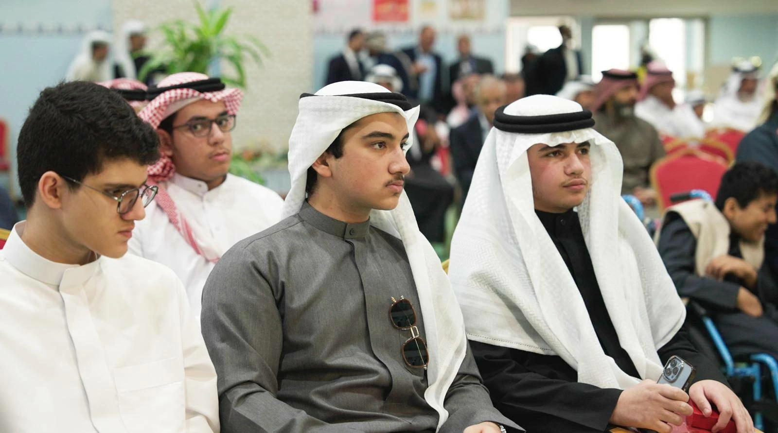 مدارس الإيمان تُكرّم المتفوقين بالمرحلتين الإعدادية والثانوية