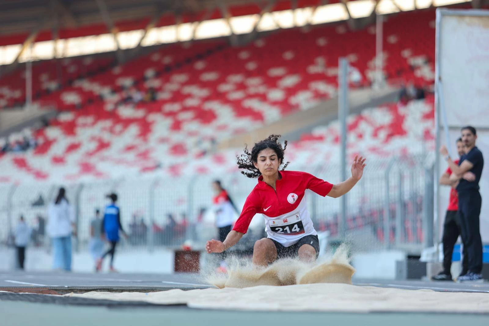 الشباب يتوج ببطولة العموم والبسيتين بطلا للناشئين ببطولة الميدان والمضمار للأندية