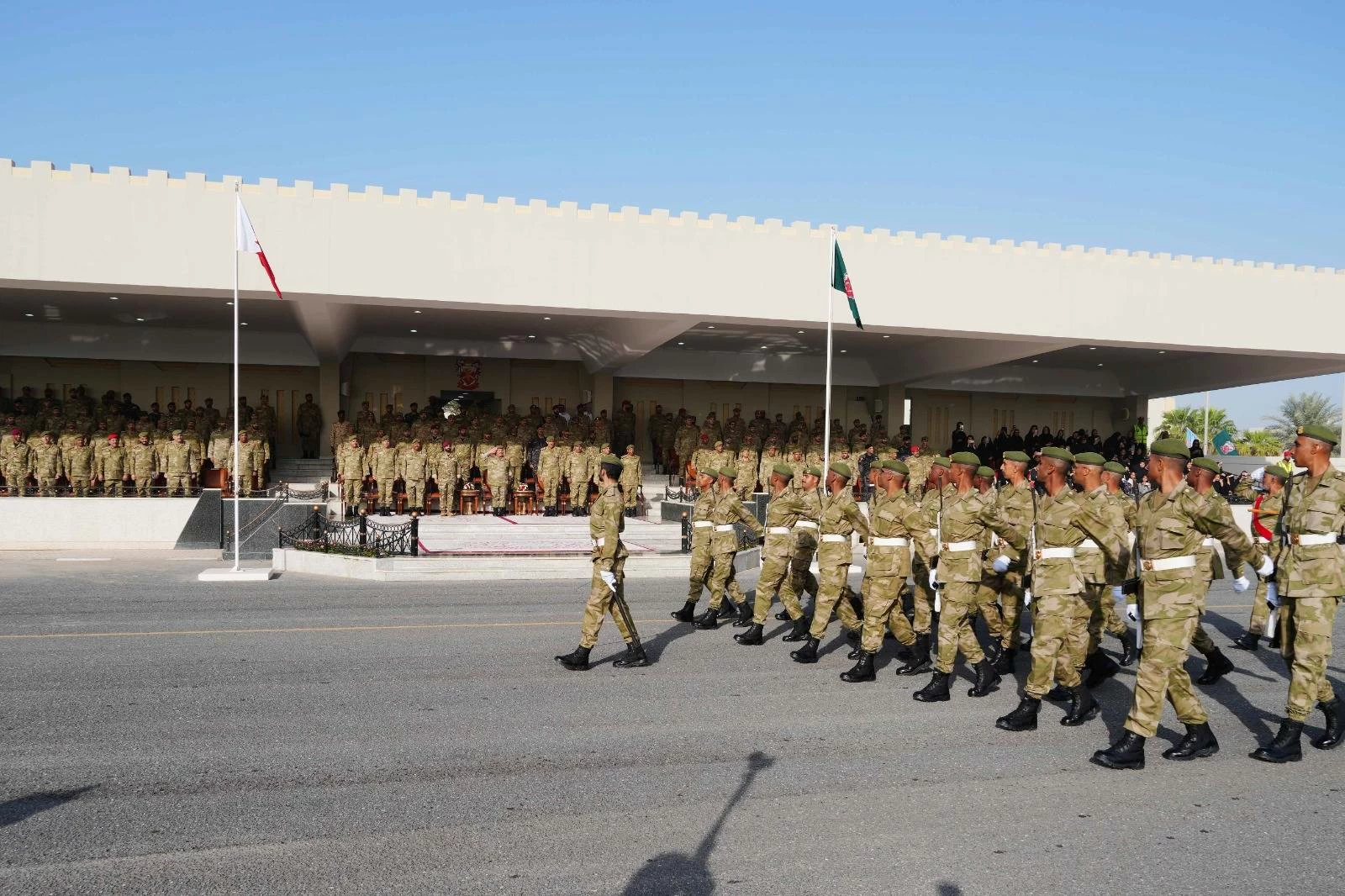 مدير أركان الحرس الوطني يشهد حفل تخريج إحدى دورات المستجدين العسكريين