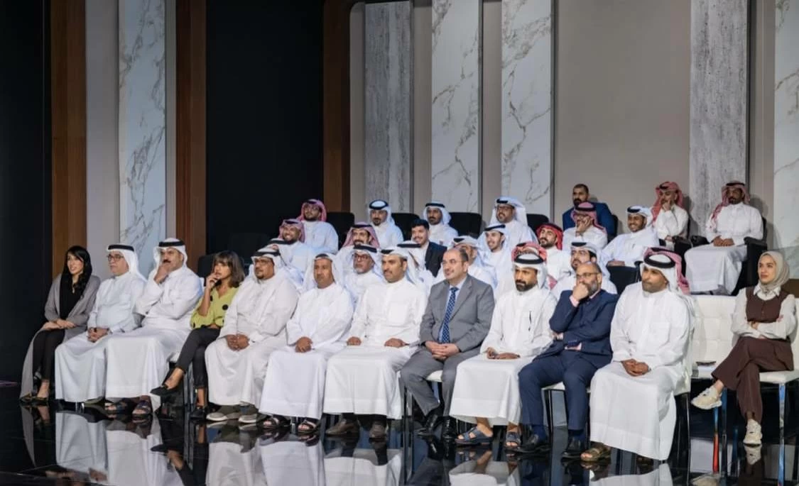 بن جلال يشهد الحلقة النهائية من مسابقة &laquo;نجم التعليق&raquo; ويهنئ الفائزين