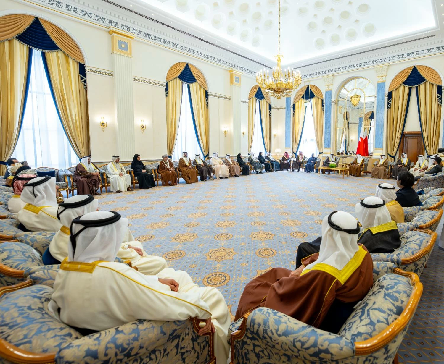 نائب الملك ولي العهد  يستقبل أعضاء الهيئة الاستشارية للمجلس الأعلى لـ &laquo;التعاون&raquo;