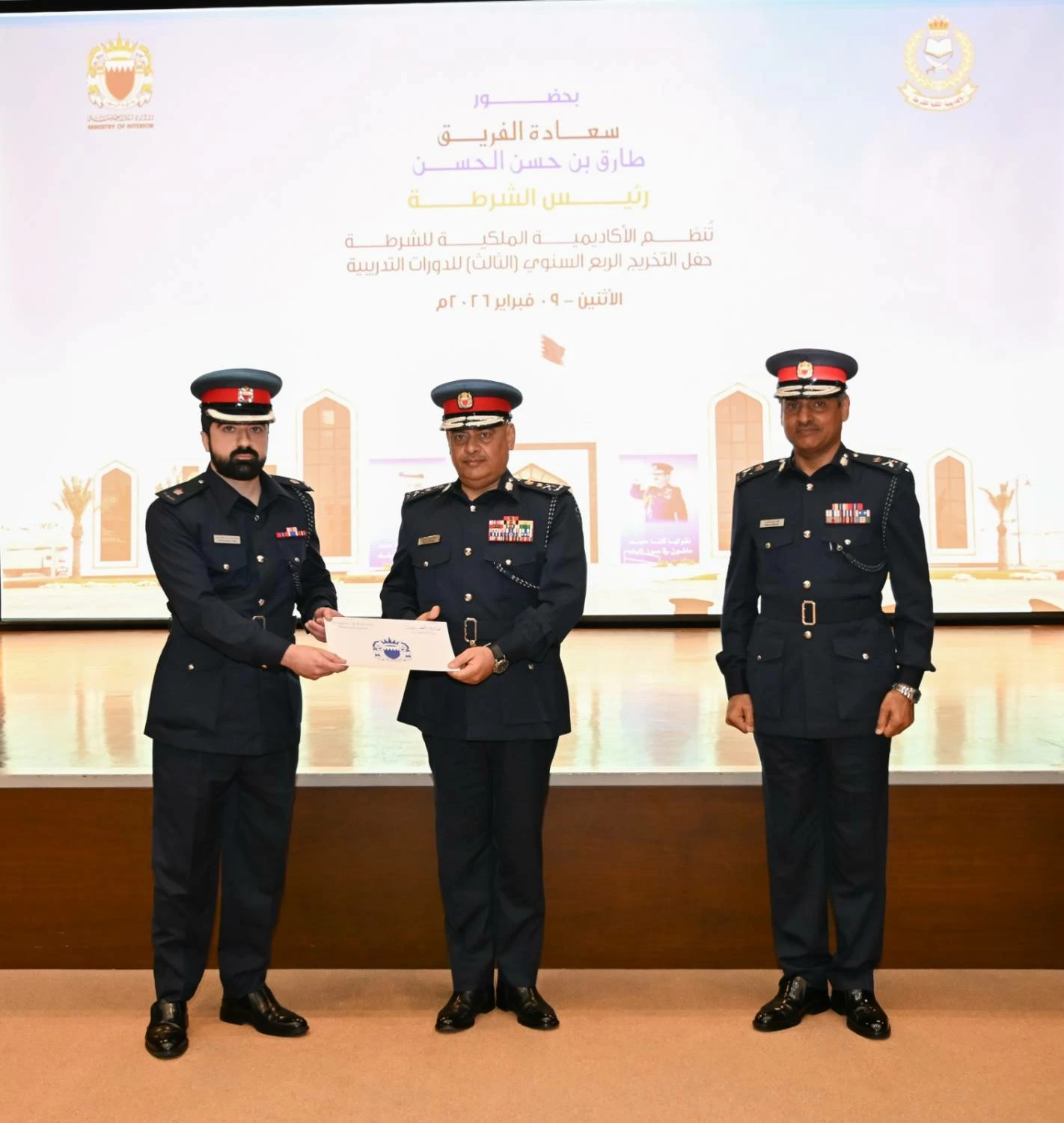 رئيس الشرطة يشهد حفل تخريج 149 مشاركاً في عدد من الدورات التدريبية