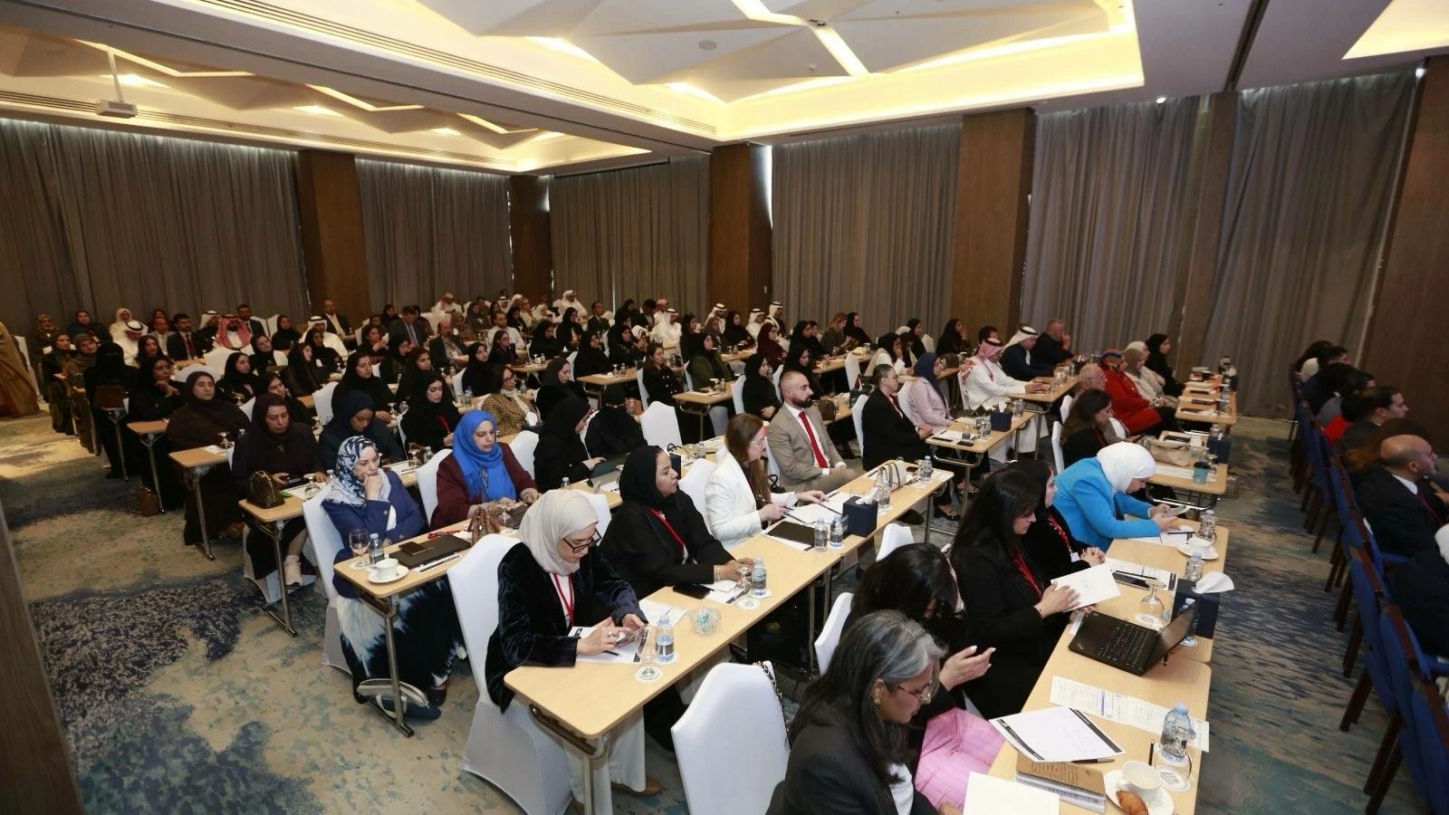 البروفيسور الحواج: الأهلية تحقق رؤية جلالة الملك في صناعة مجتمع منتج للمعرفة