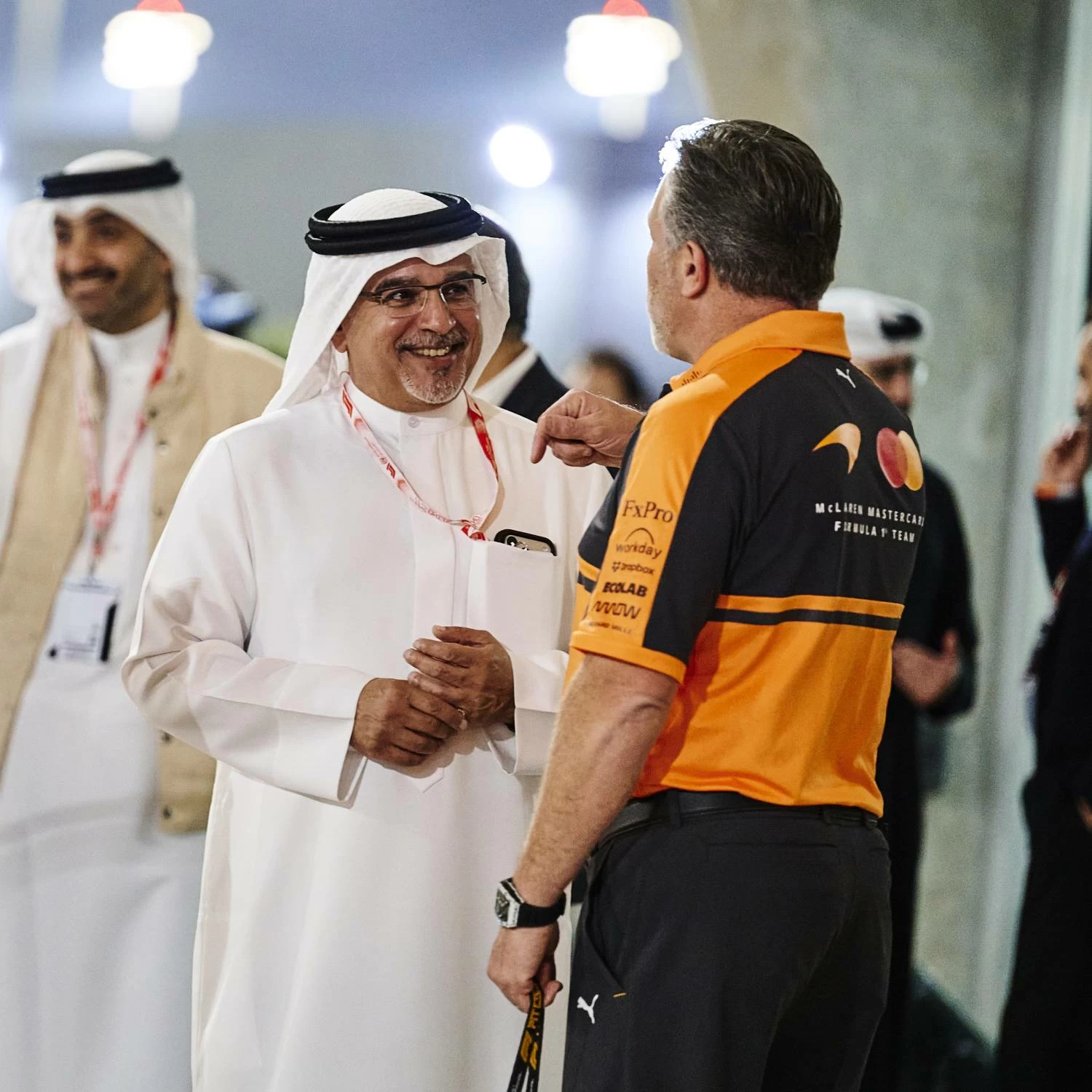 ولي العهد رئيس الوزراء يحضر حفل تدشين سيارة "مكلارين ماستركارد" الجديدة "MCL40"