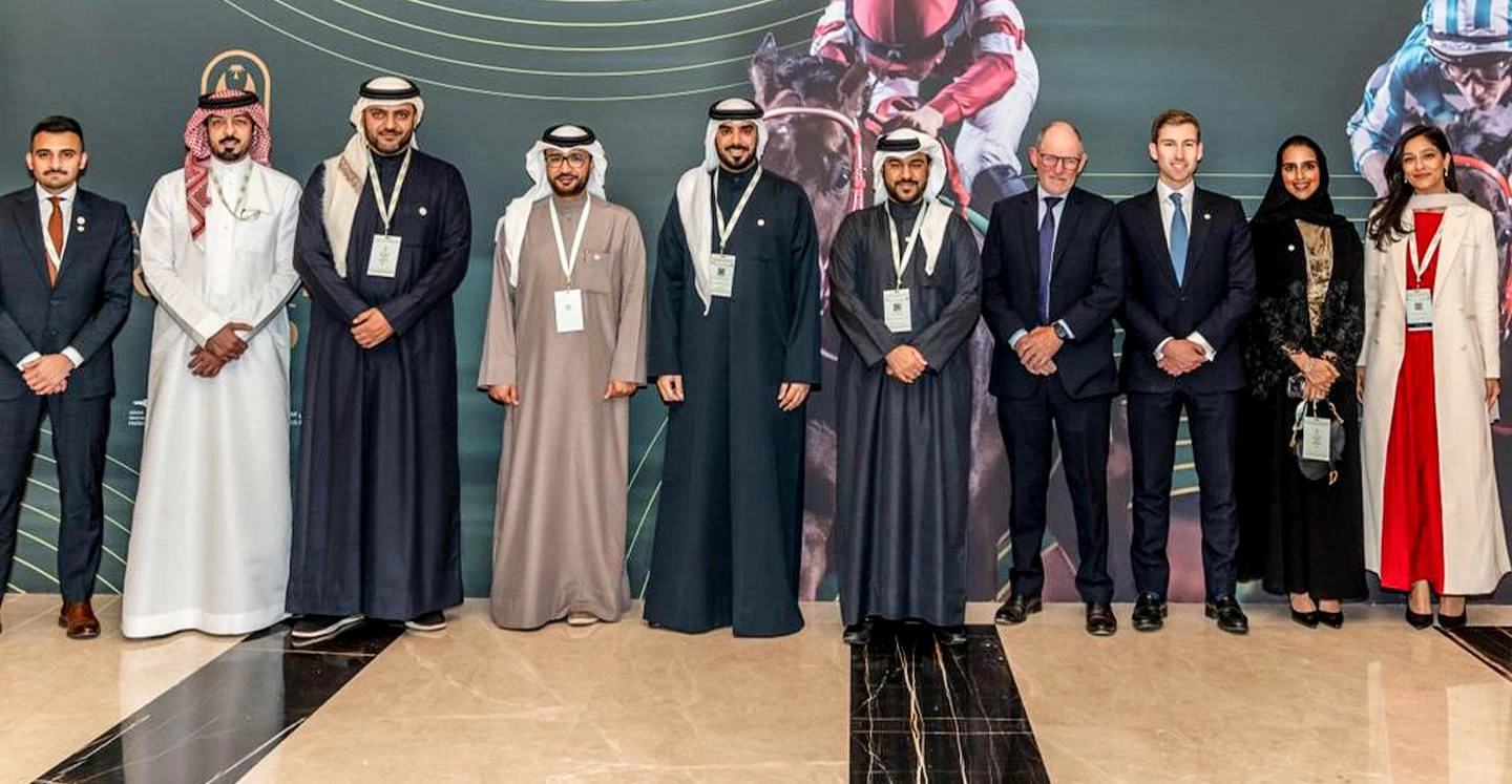 نادي راشد للفروسية وسباق الخيل يشارك في المؤتمر الآسيوي لسباقات الخيل بالسعودية