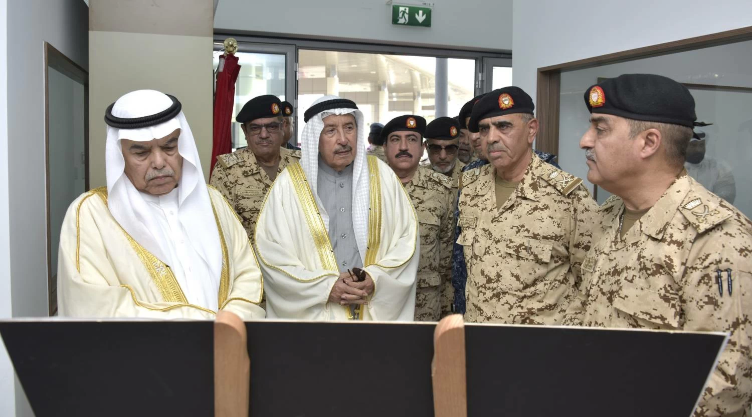وزير شؤون الدفاع يحضر حفل افتتاح إحدى المنشآت الإدارية الجديدة بقوة دفاع البحرين