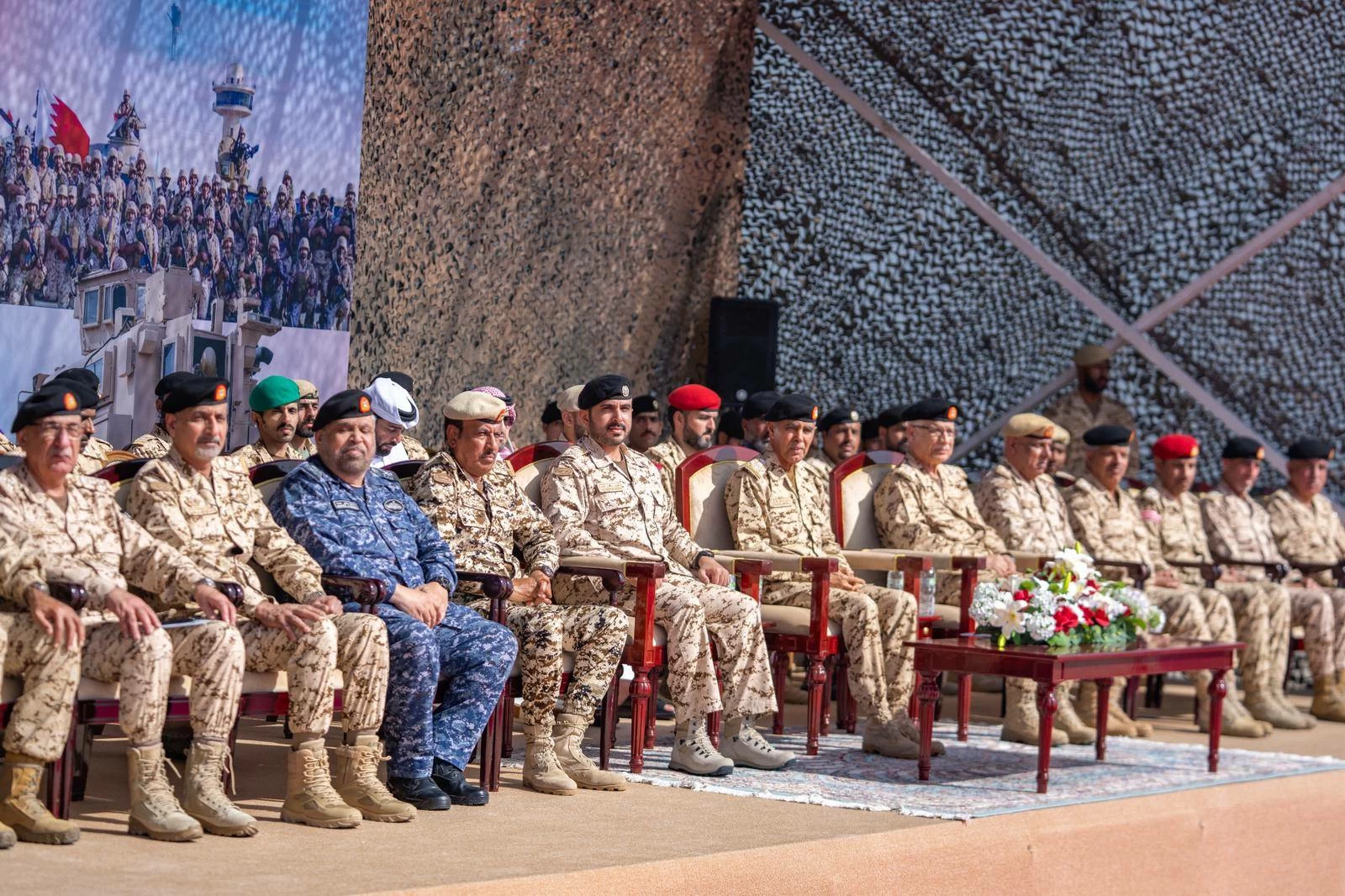 رئيس هيئة الأركان يحضر حفل افتتاح ميدان حواجز المغاوير التابع لكتيبة المشاة البحرية