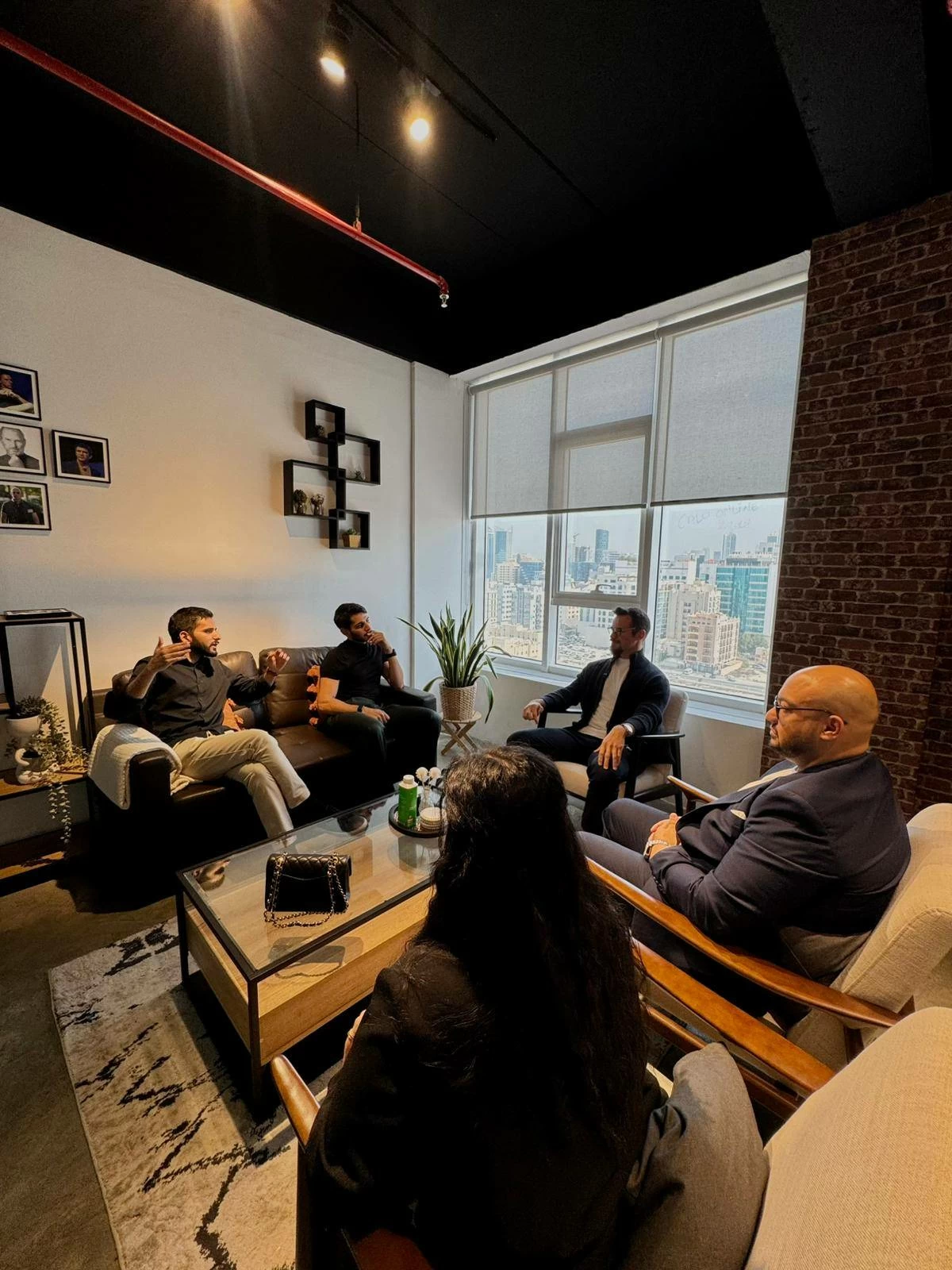 كالو ومنصة نقطة يرسمان مسارًا جديدًا لتدريب الموظفين على مهارات صناعة المحتوى