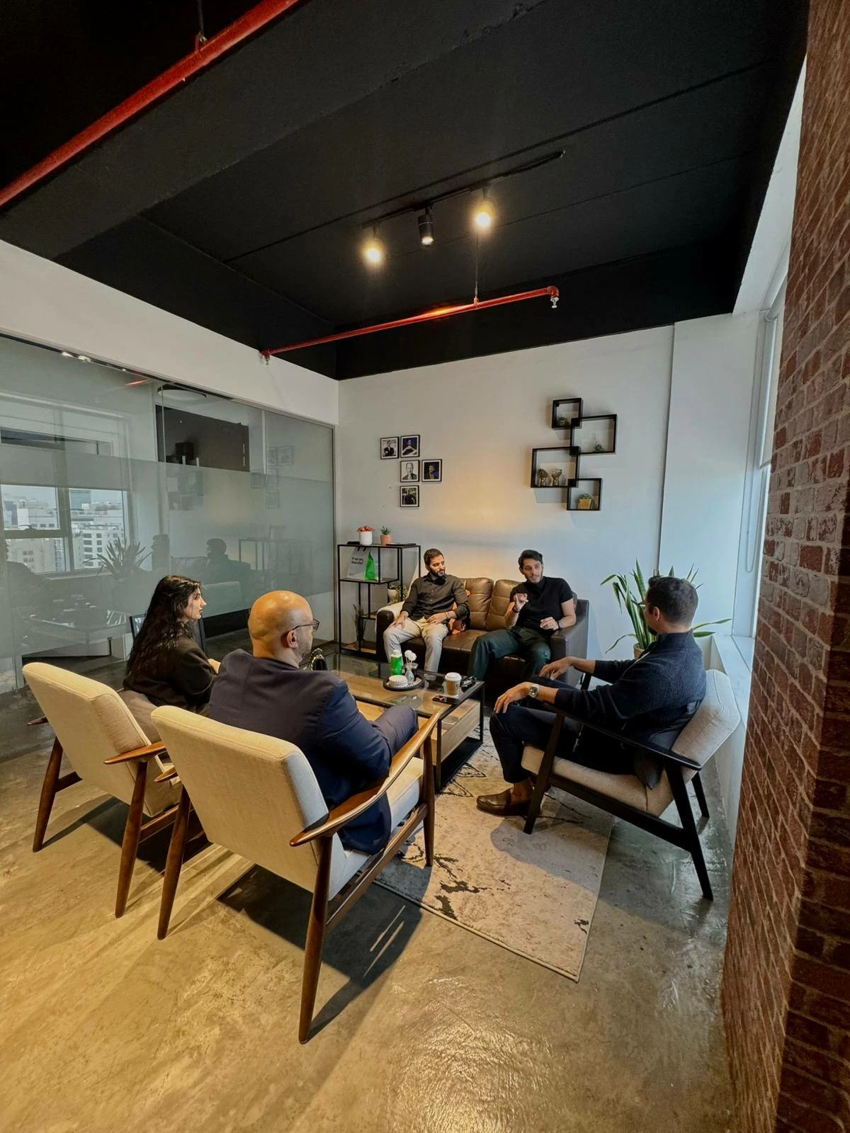 كالو ومنصة نقطة يرسمان مسارًا جديدًا لتدريب الموظفين على مهارات صناعة المحتوى