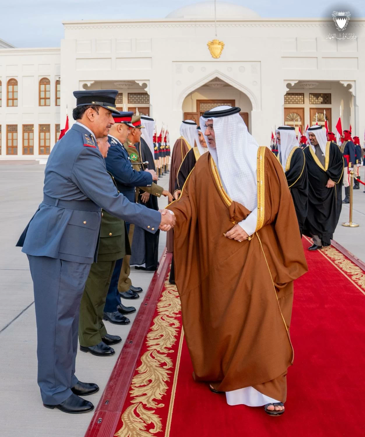 ولي العهد رئيس الوزراء يغادر أرض الوطن متوجهاً إلى المملكة العربية السعودية