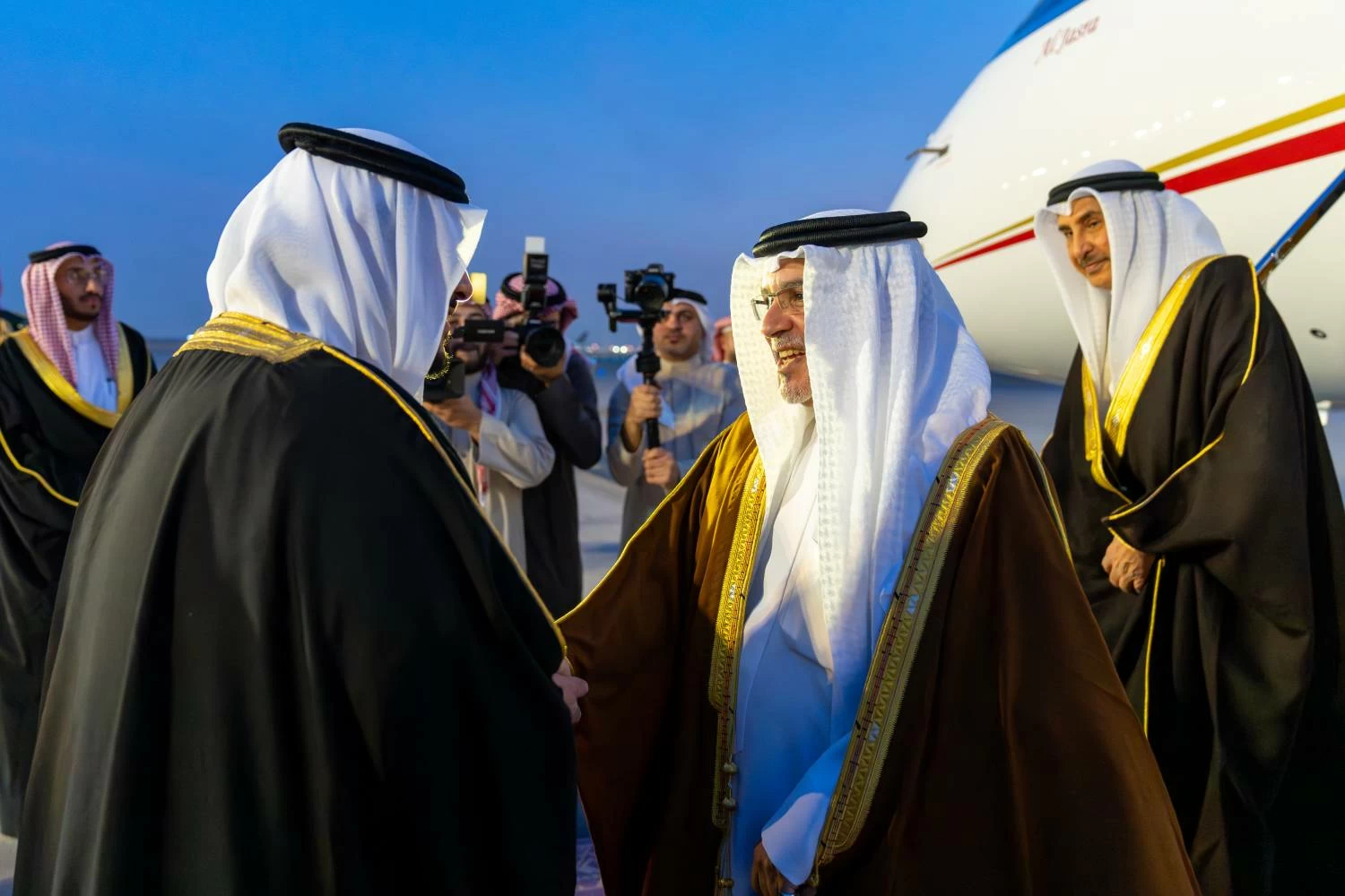 ولي العهد رئيس الوزراء يصل إلى المملكة العربية السعودية في زيارةٍ أخوية