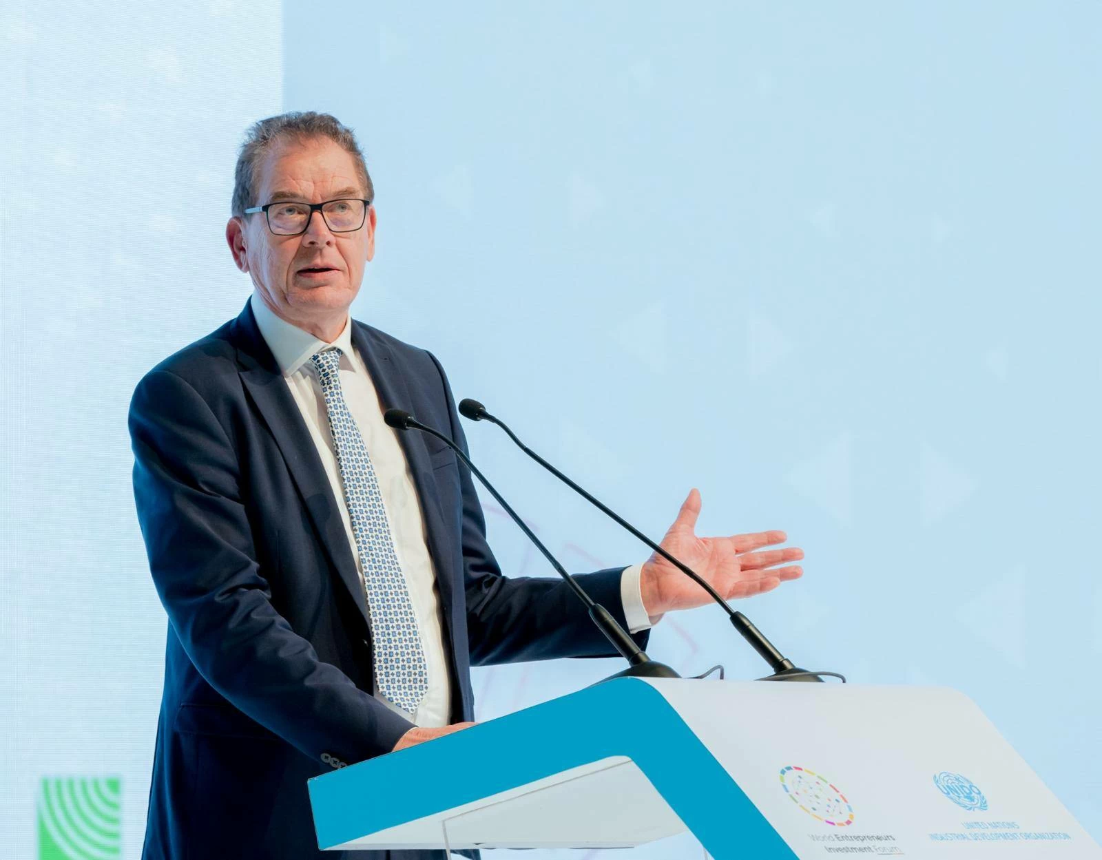 وزير المالية يحضر افتتاح المنتدى العالمي لرواد الأعمال والاستثمار2026