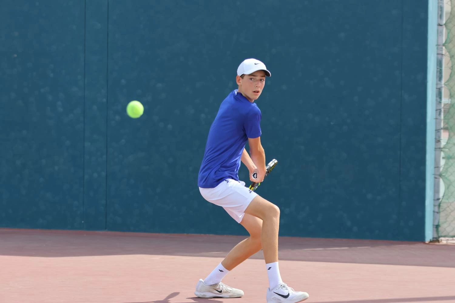 نتائج مثيرة سجلتها مباريات دور الـ32 لبطولة الاتحاد الدولي للتنس للناشئين