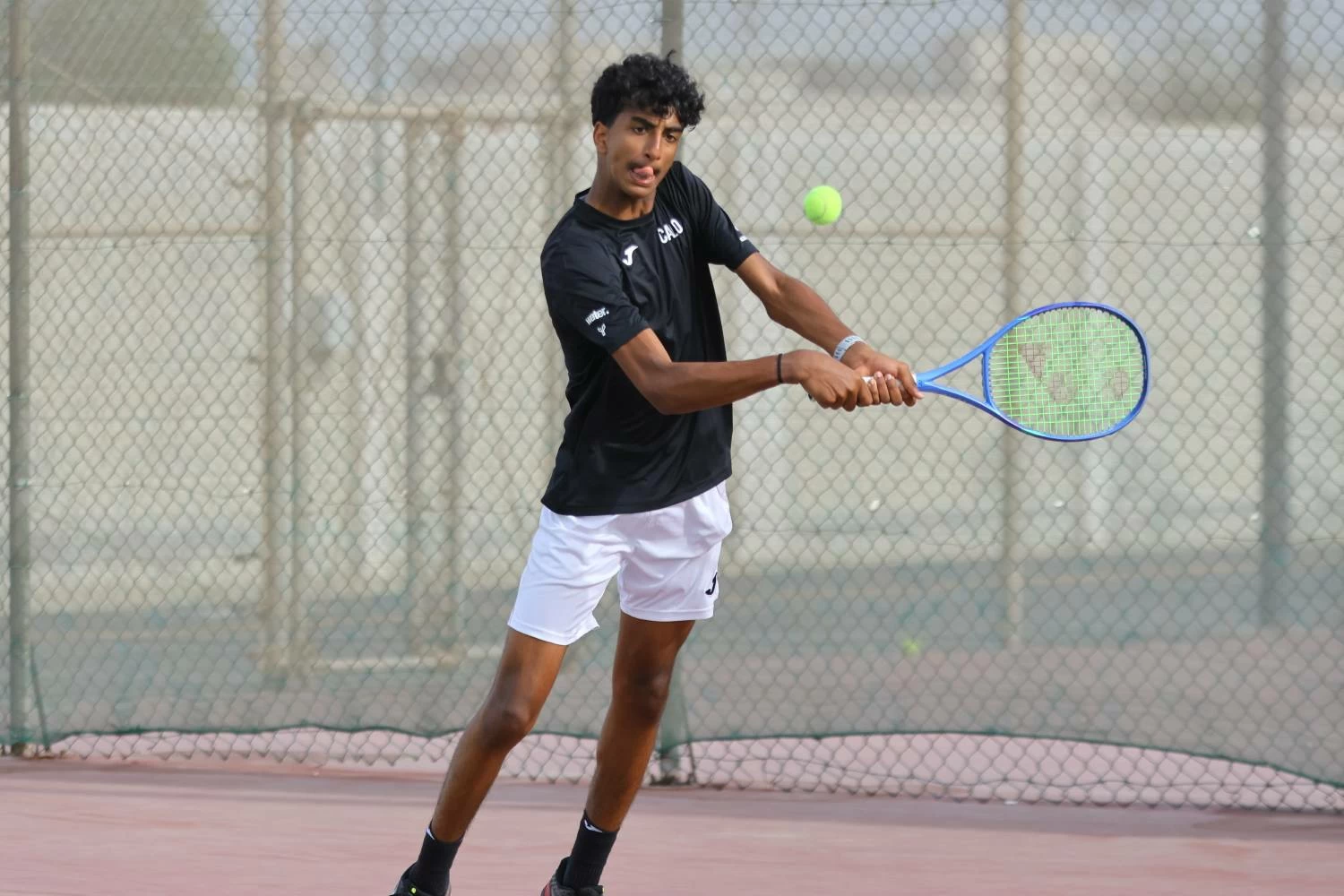 نتائج مثيرة سجلتها مباريات دور الـ32 لبطولة الاتحاد الدولي للتنس للناشئين