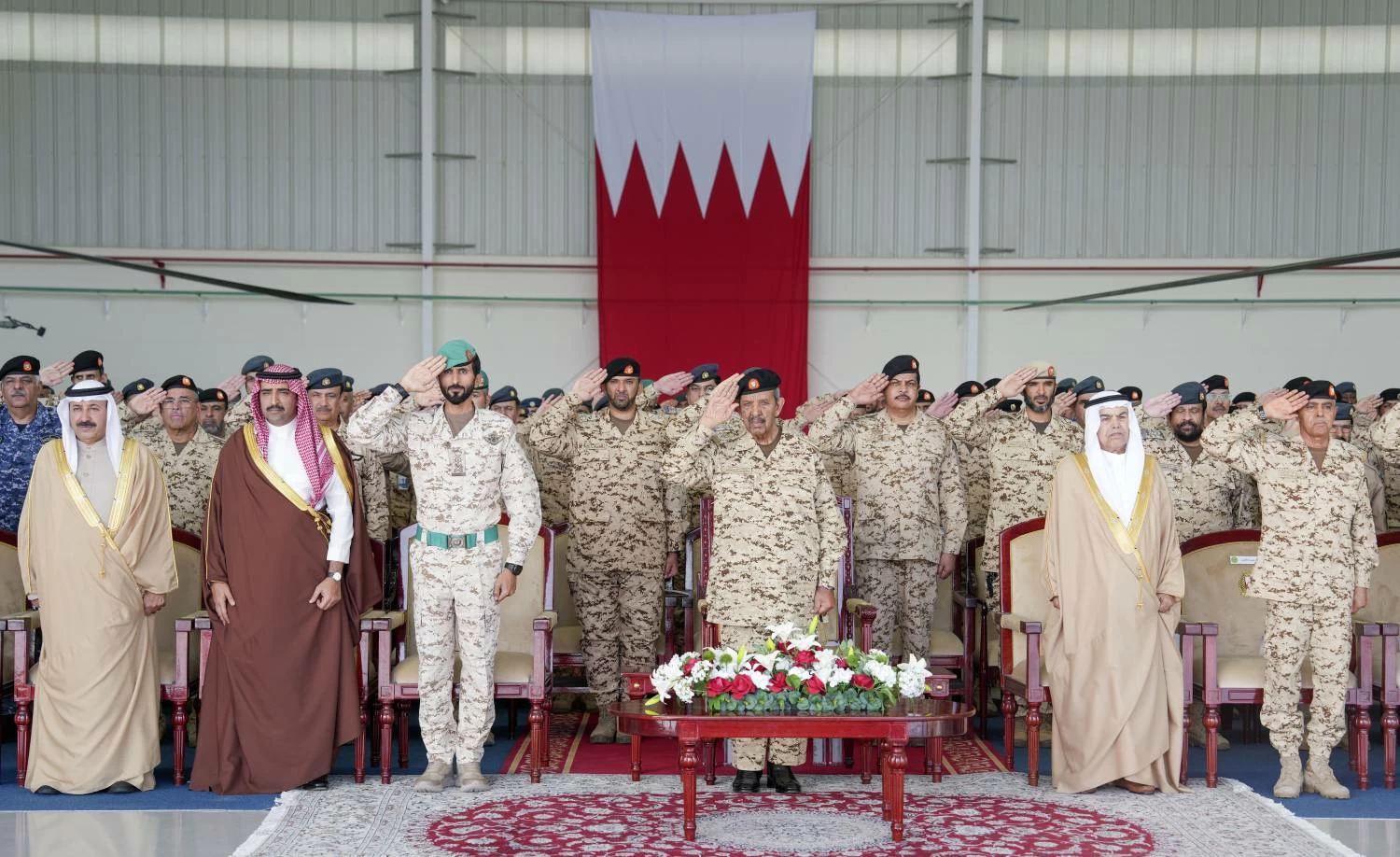 القائد العام  يحضر حفل افتتاح المرحلة الثانية من مشروع درع البحرين بسلاح الجو الملكي