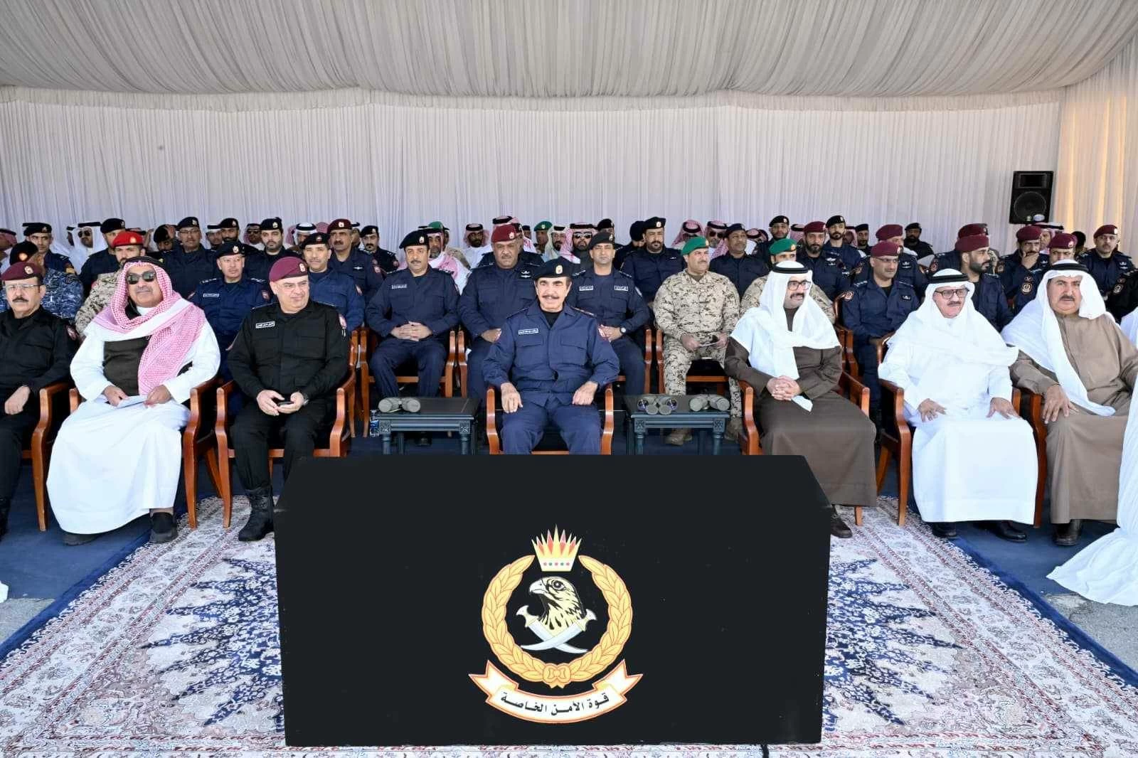 وزير الداخلية يشهد حفـل تخرج دورة الصاعقة التأسيسية وعدد من الدورات التدريبية بقيادة قوة الأمن الخاصة