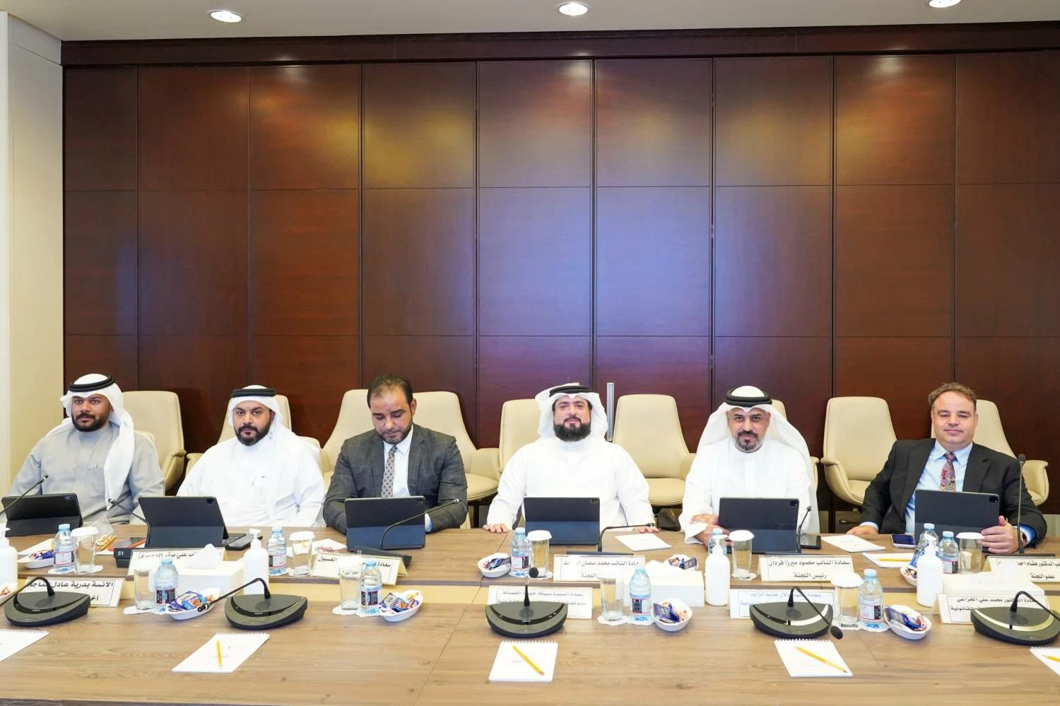 "تشريعية النواب" تتمسك بقرار مجلس النواب على مشروع قانون بتعديل بعض أحكام قانون الخدمة المدنية