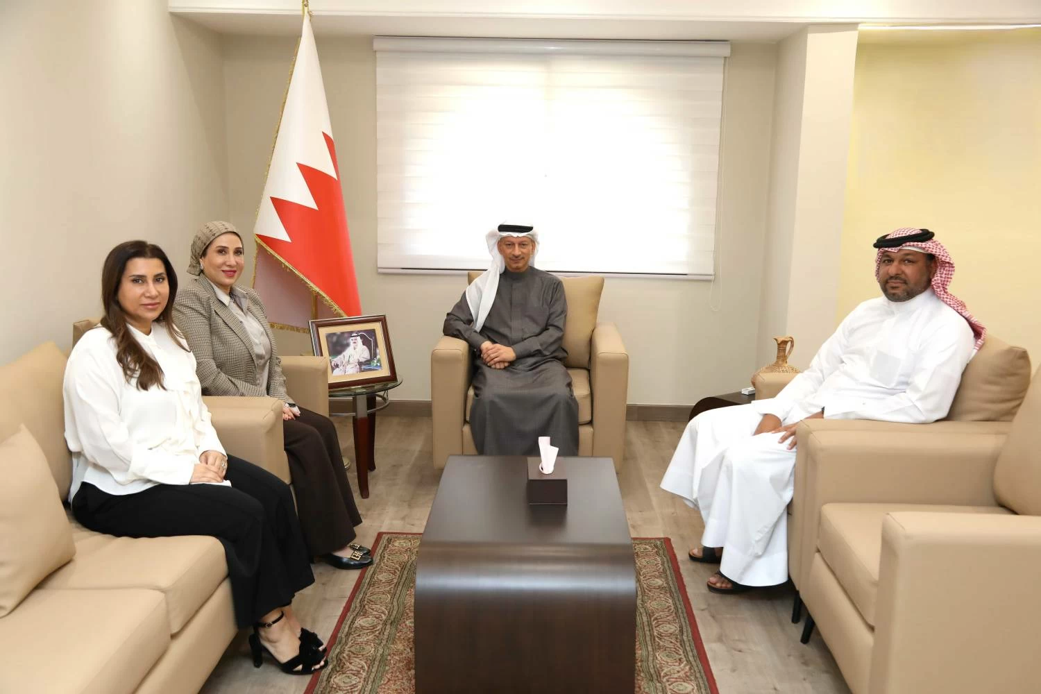 محافظ الشمالية يبحث مع مجموعة العريض القابضة تنفيذ المبادرات الرمضانية