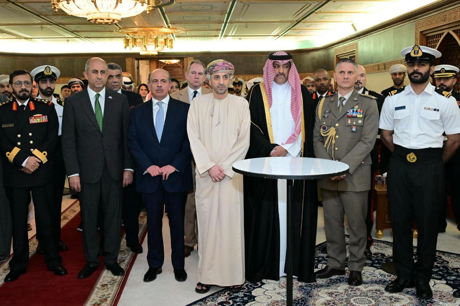 السفينة البحرية السلطانية العُمانية &laquo;المبروكة&raquo; ترسو في ميناء سلمان