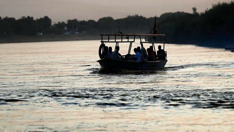 السودان.. مقتل 15 شخصاً جراء انقلاب عبارة ركاب في نهر النيل