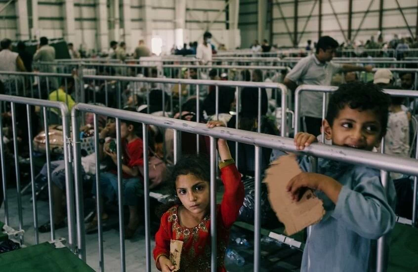 خدموا لجانب الجيش الأمريكي.. واشنطن تدفع لأفغان عالقين في قطر مقابل عودتهم إلى وطنهم