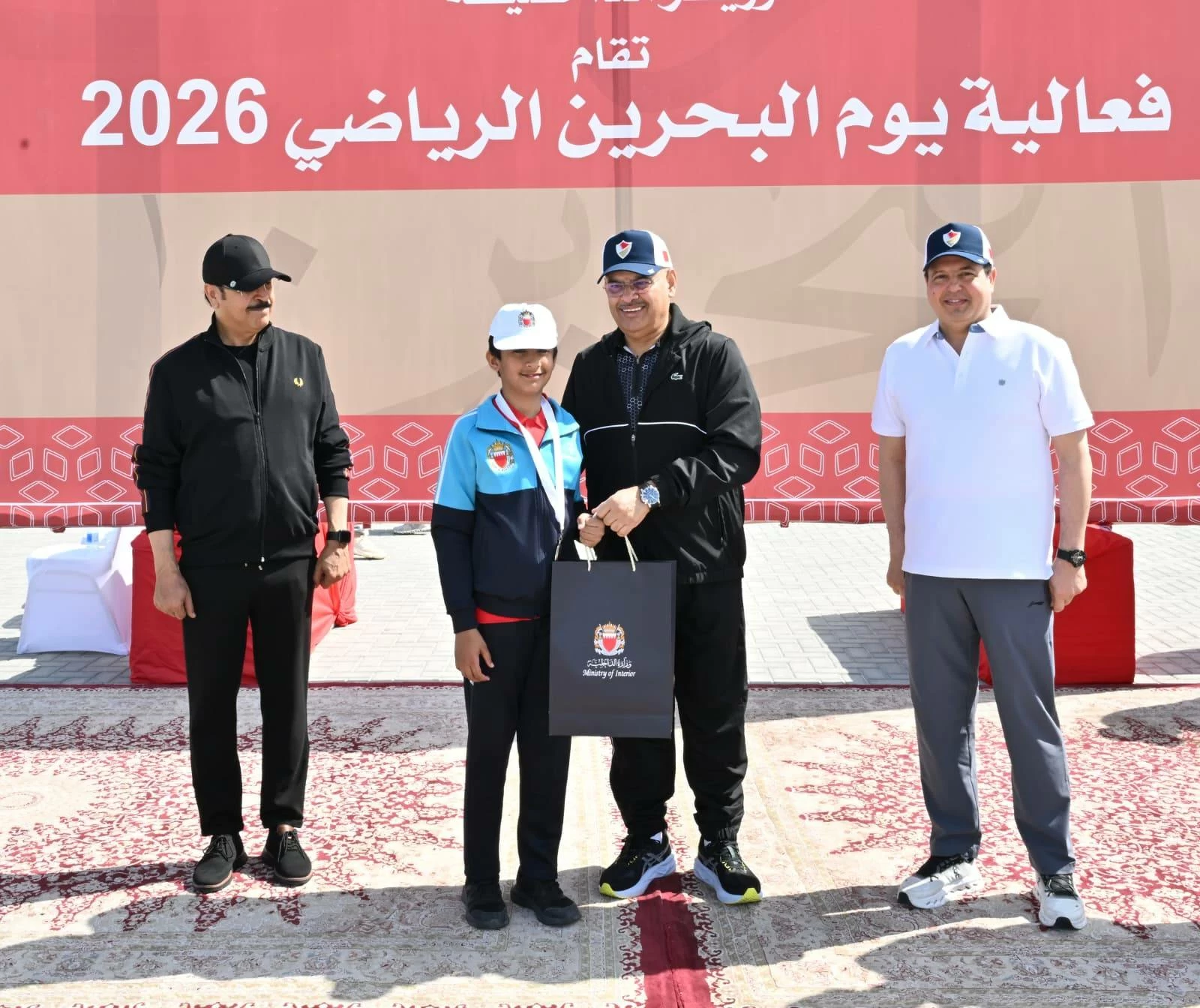 رئيس الشرطة يحضر فعالية اليوم الرياضي