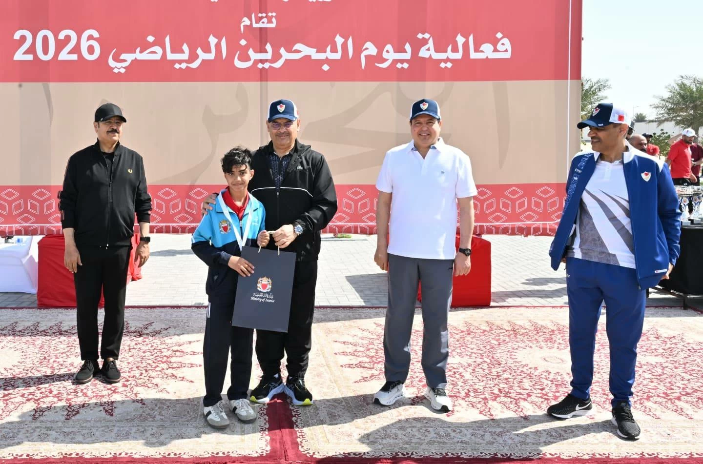 رئيس الشرطة يحضر فعالية اليوم الرياضي