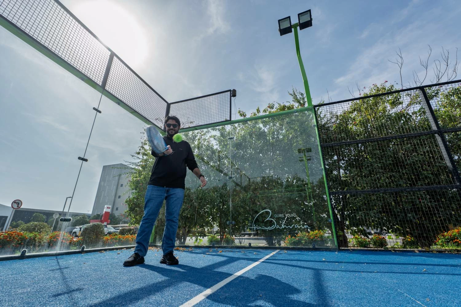 نادي راشد للفروسية وسباق الخيل ينظم فعالية رياضية بمناسبة يوم البحرين الرياضي