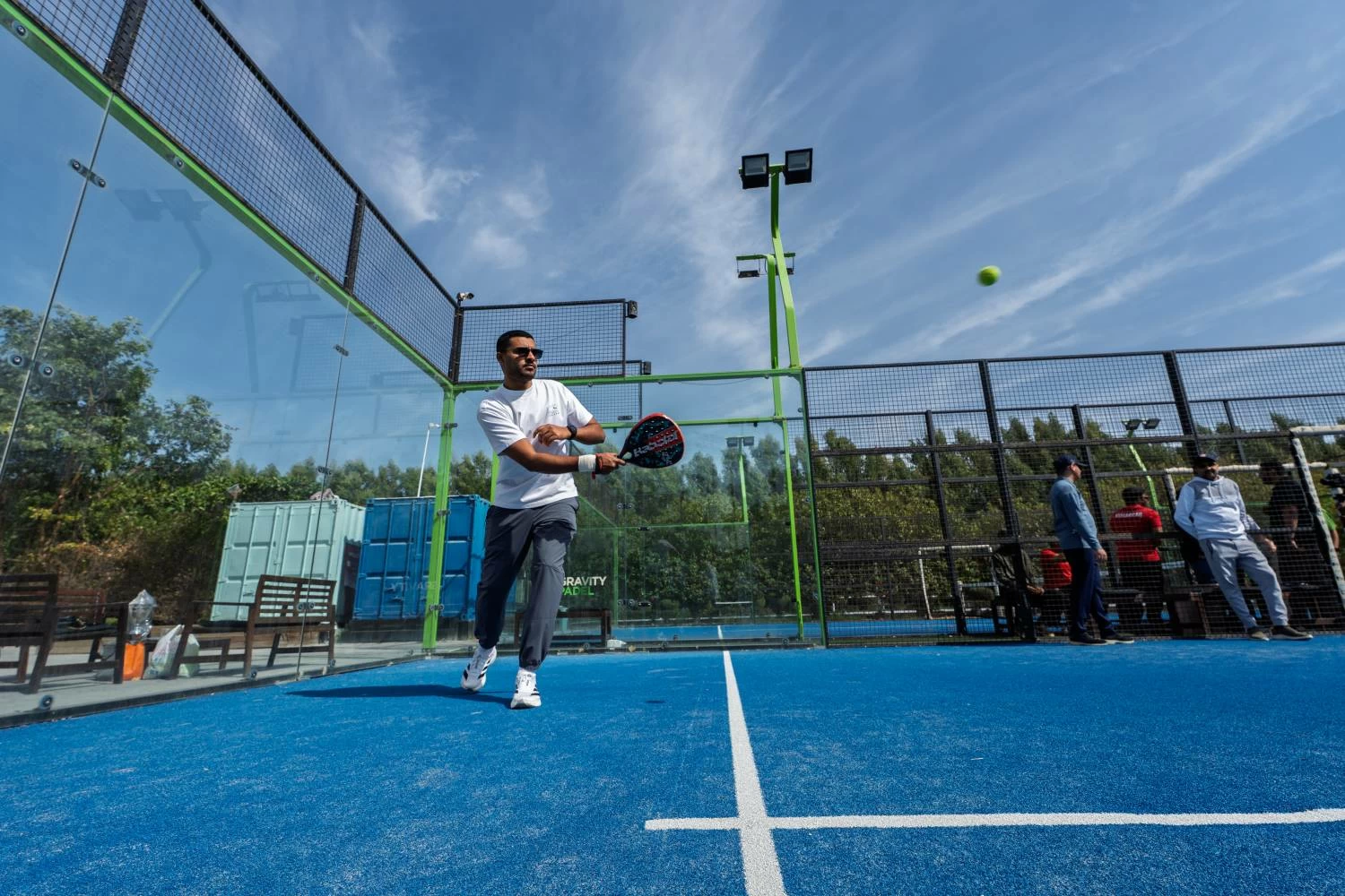 نادي راشد للفروسية وسباق الخيل ينظم فعالية رياضية بمناسبة يوم البحرين الرياضي